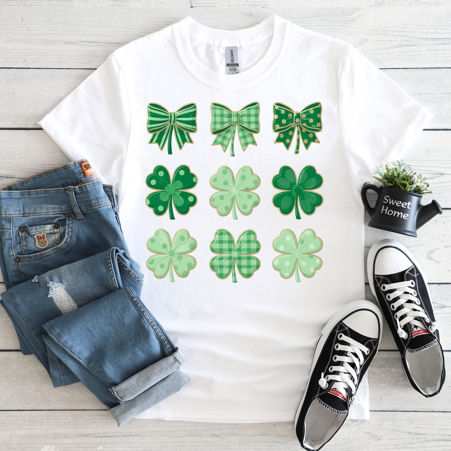 Green Bows and Clovers
