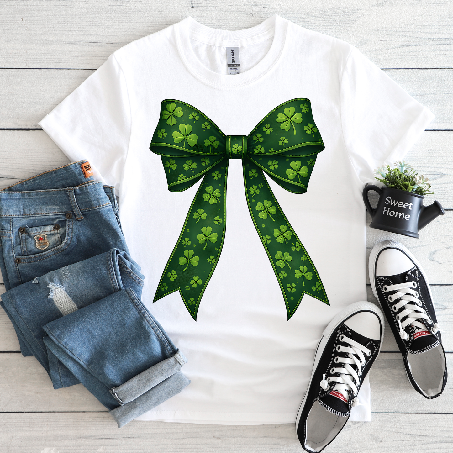 Green Clover Bow